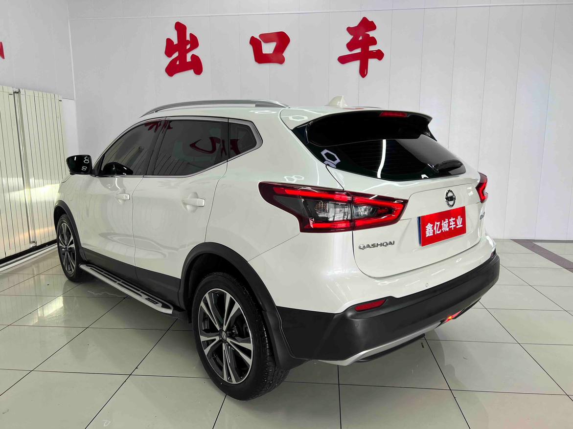 Nissan Qashqai+2 2022 thumb 2