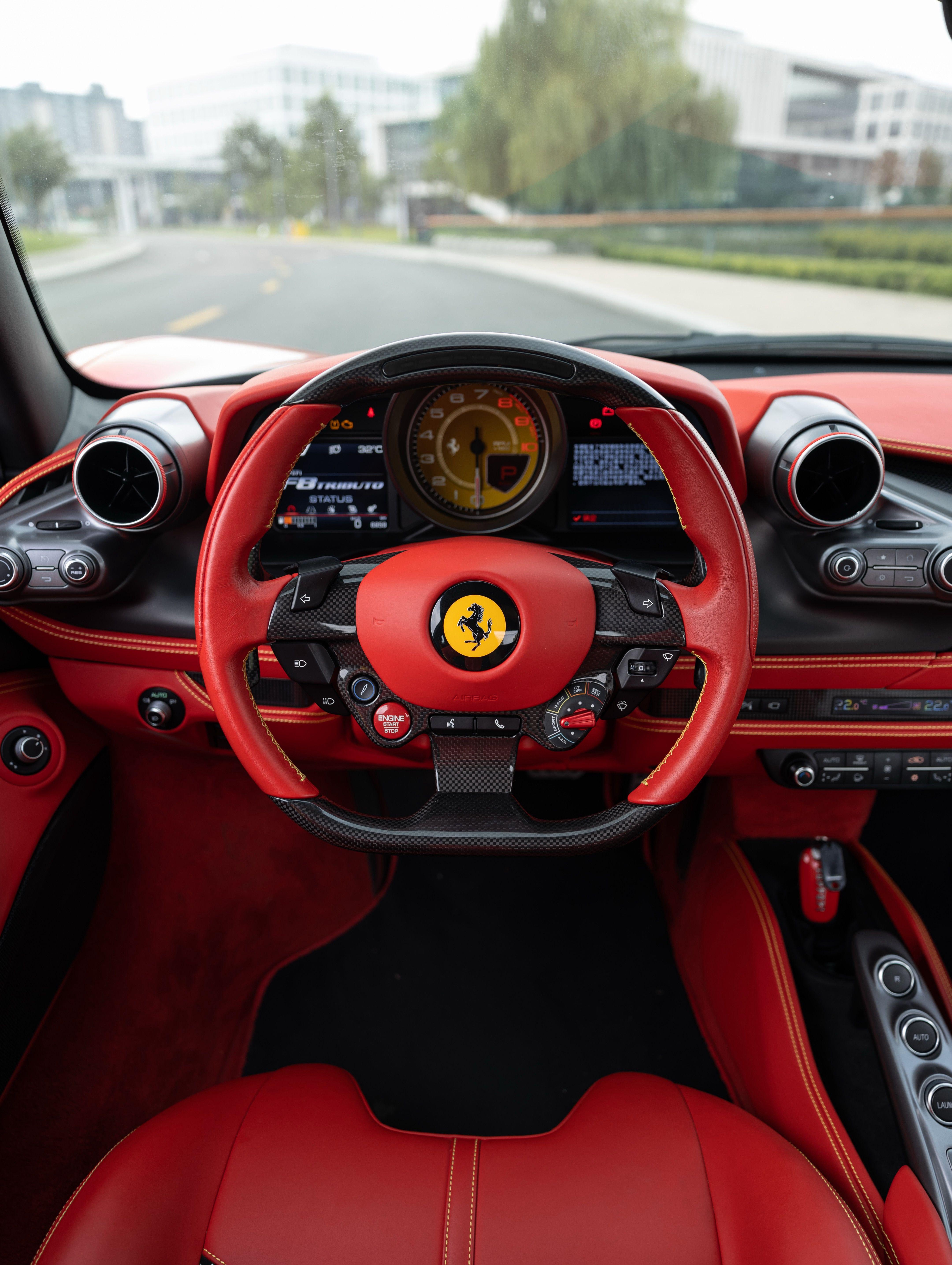 Ferrari F8 2019 thumb 7