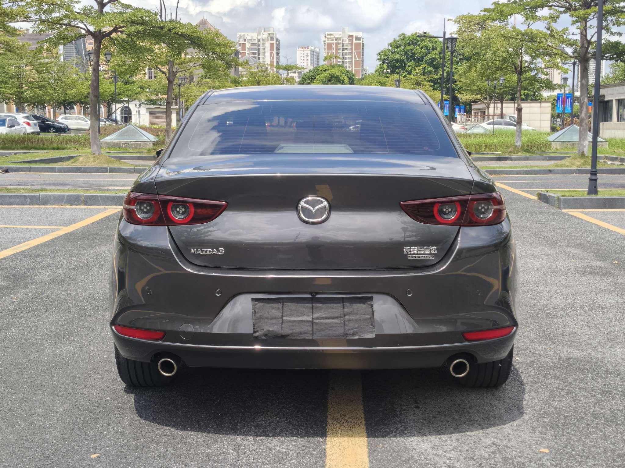 Mazda 3 2020 thumb 4