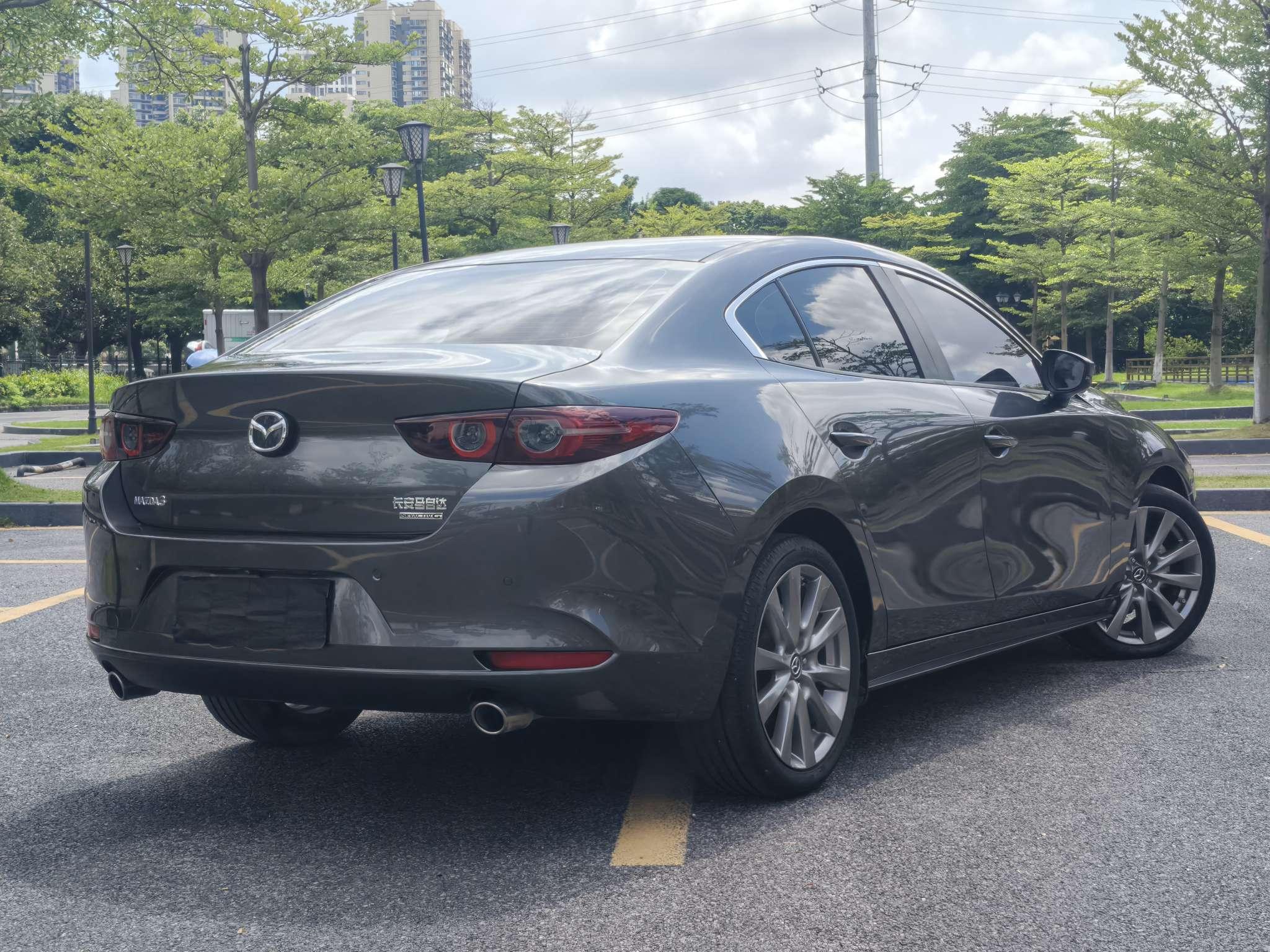 Mazda 3 2020 thumb 5