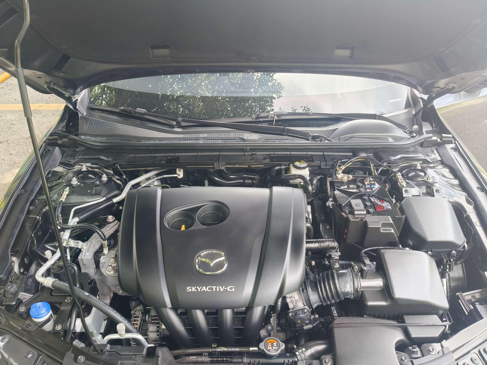 Mazda 3 2020 thumb 7