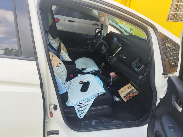 Honda Fit Shuttle 2018 thumb 9