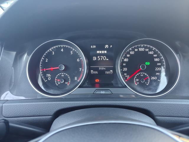 Volkswagen Golf Sportsvan 2018 thumb 5