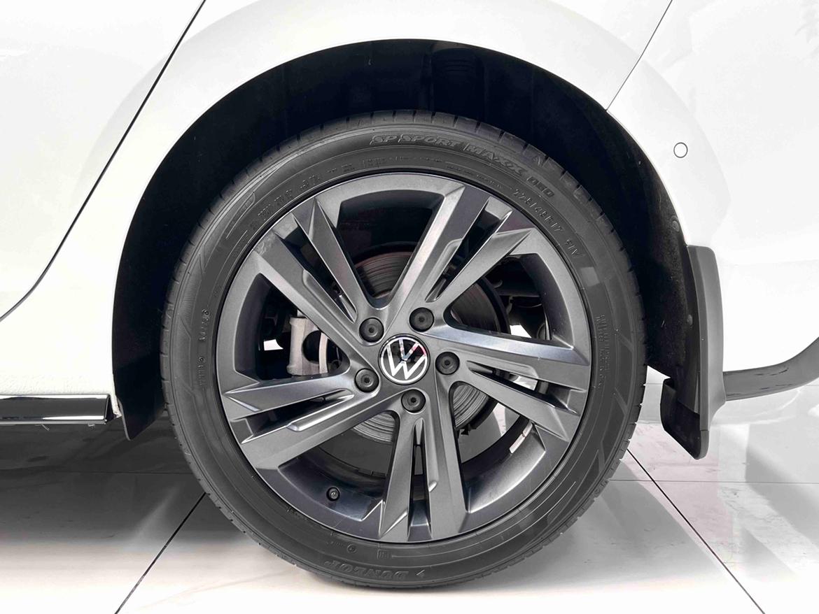 Volkswagen Golf Sportsvan 2023 thumb 5