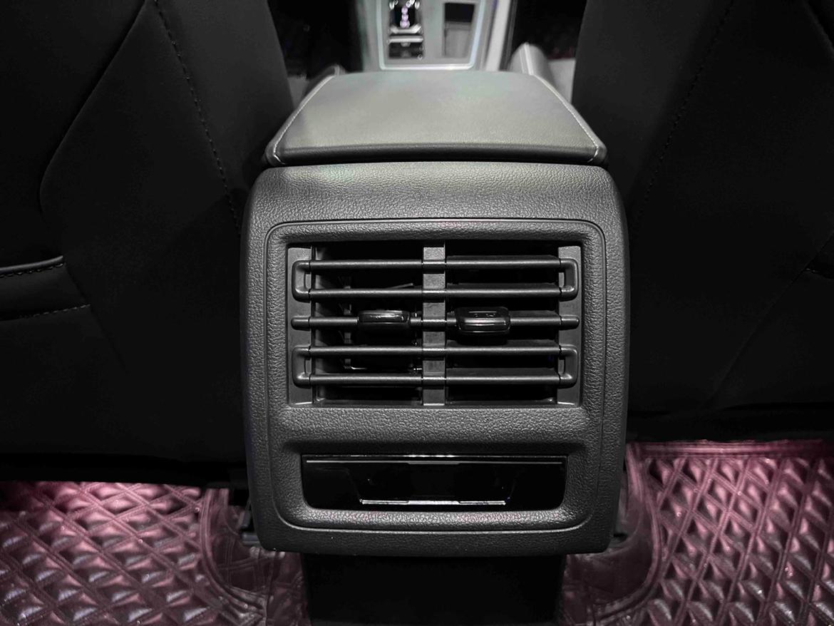 Volkswagen Golf Sportsvan 2023 thumb 9