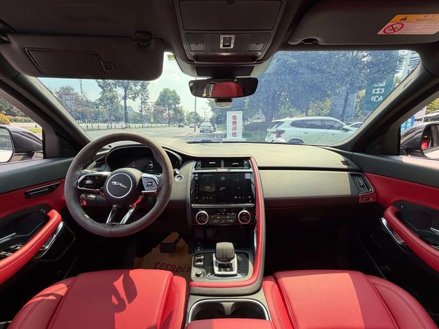 Jaguar E-Pace 2024 thumb 5