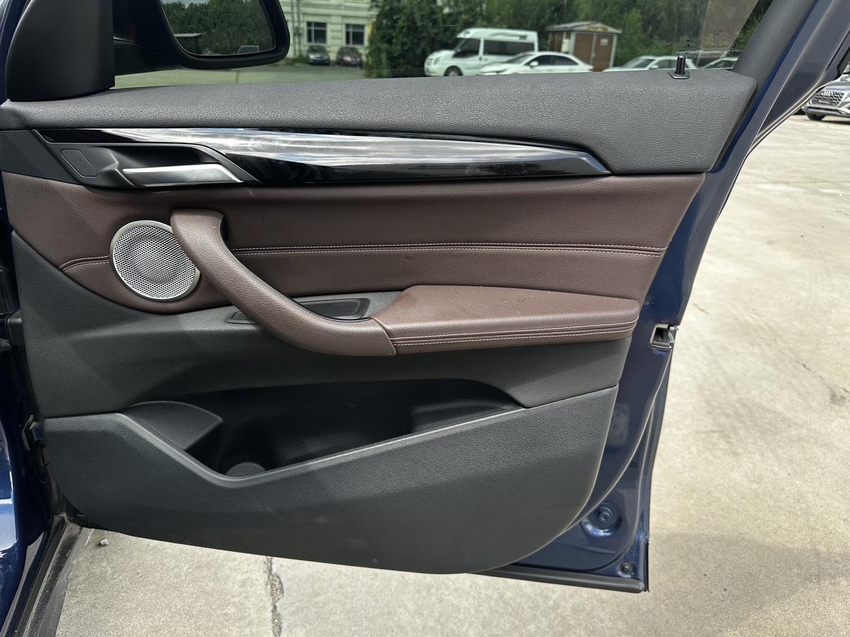 BMW X1 2021 thumb 6