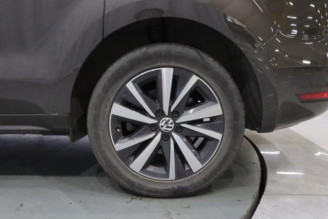 Volkswagen Jetta 2019 thumb 7