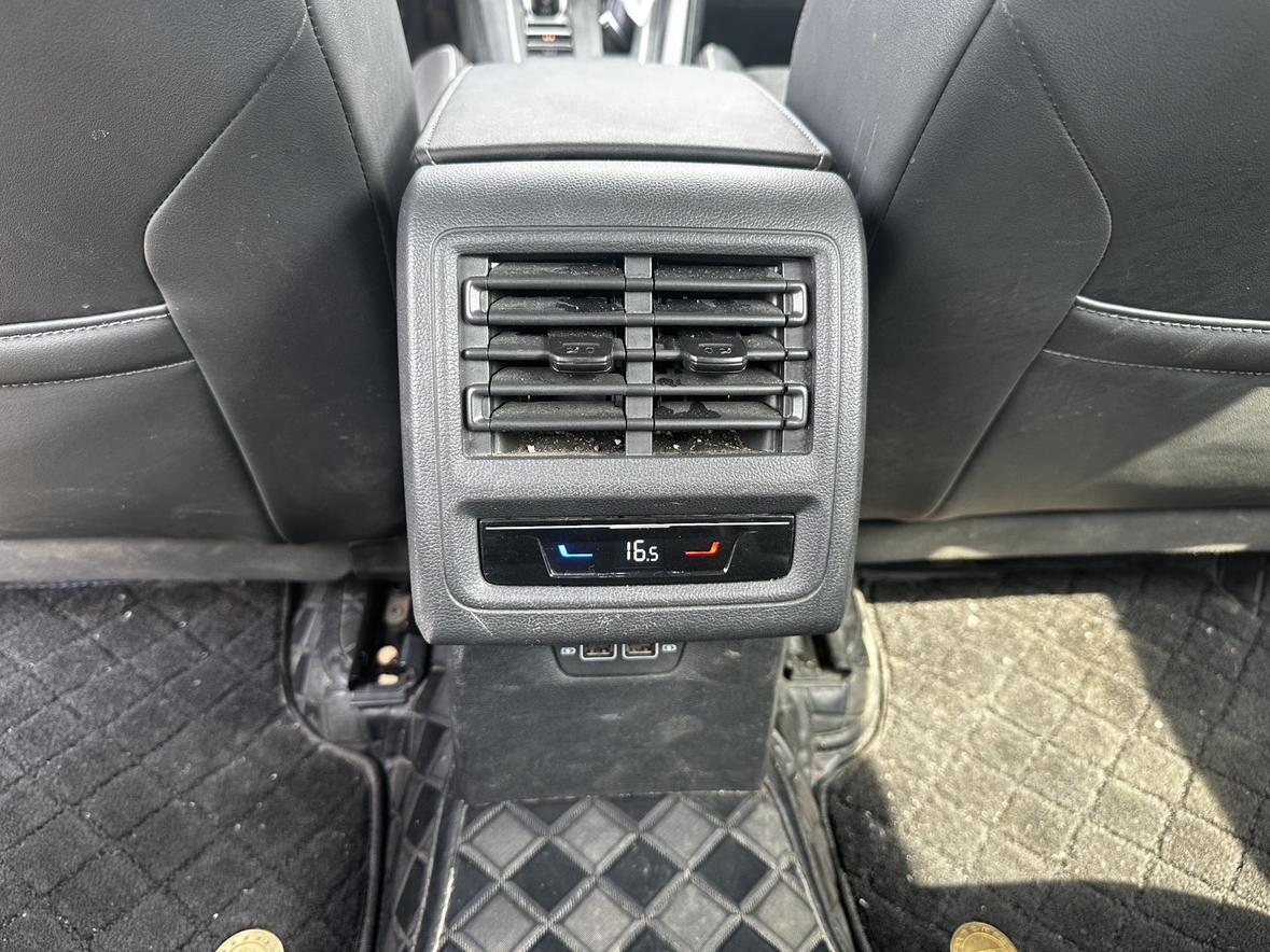 Volkswagen Golf Sportsvan 2023 thumb 10