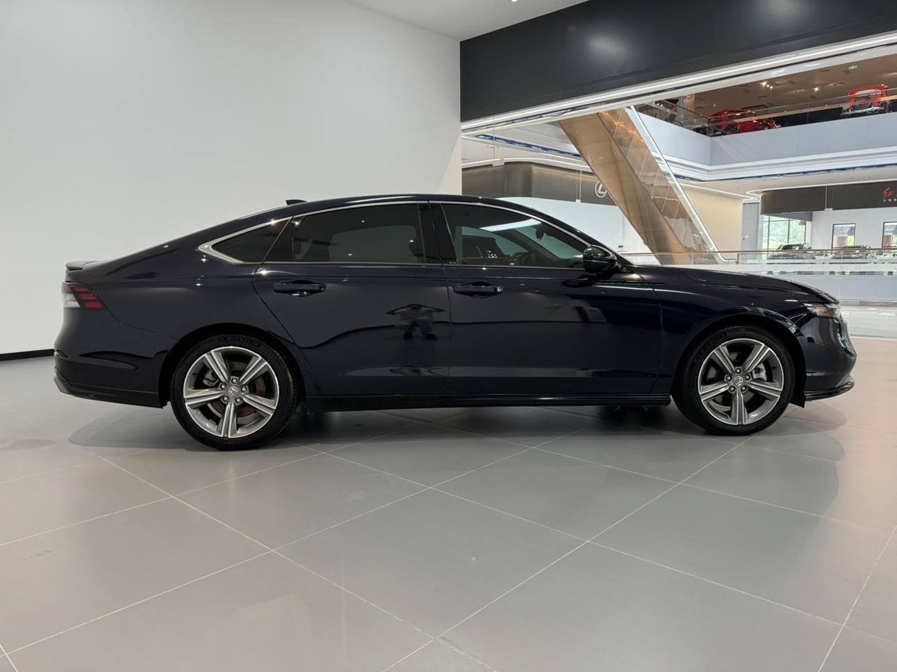 Honda Accord 2023 thumb 5