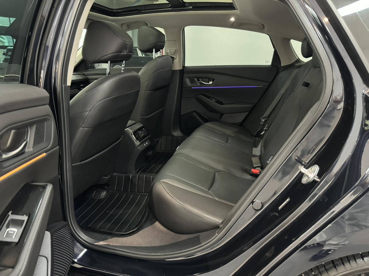 Honda Accord 2023 thumb 12