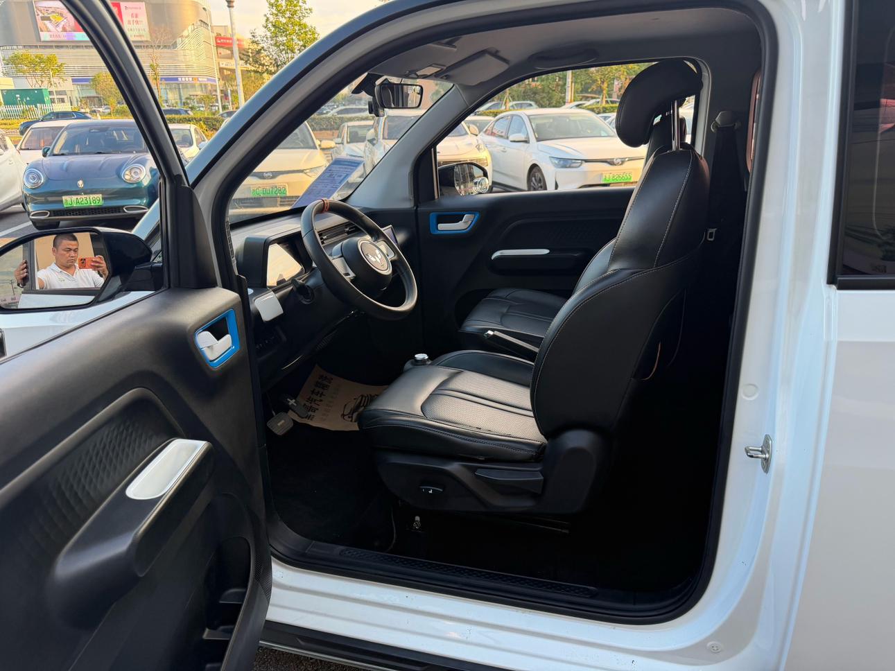 Wuling Mini EV 2022 thumb 5