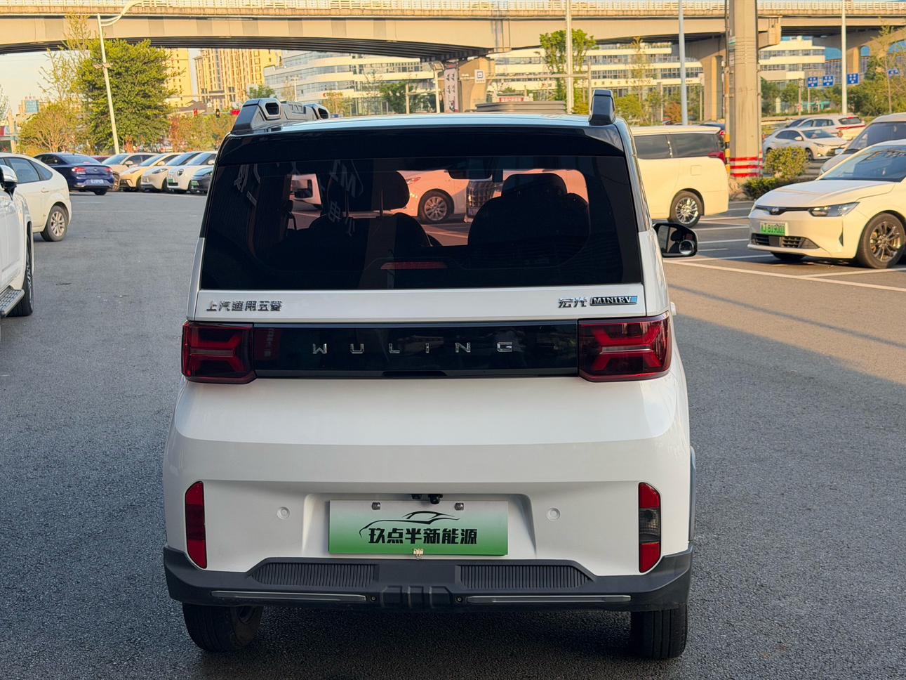 Wuling Mini EV 2022 thumb 12