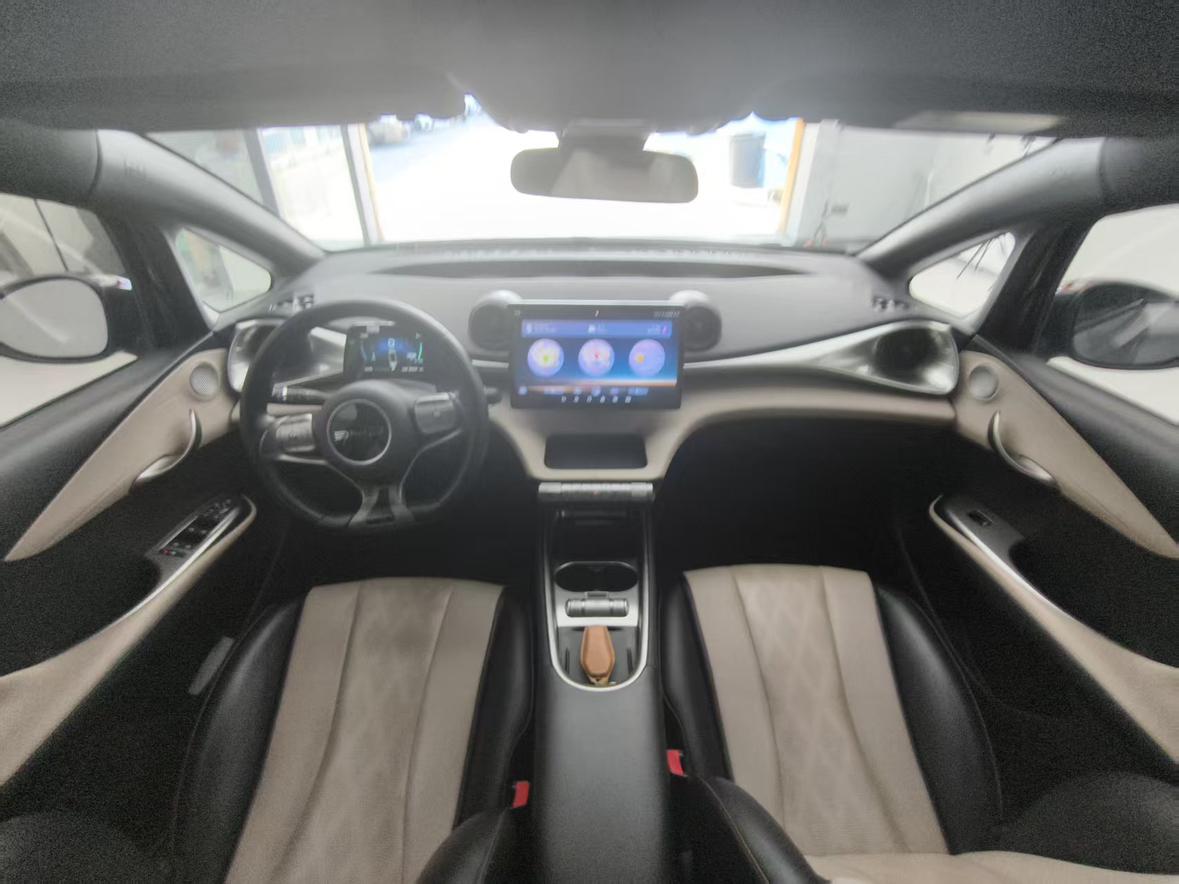 BYD Dolphin 2023 thumb 6