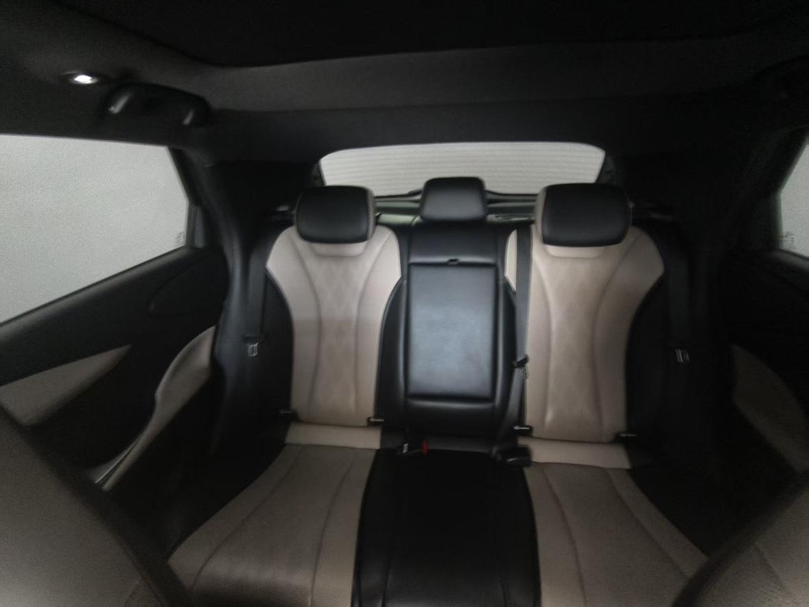 BYD Dolphin 2023 thumb 11