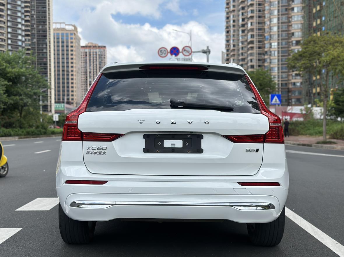 Volvo XC60 2022 thumb 4