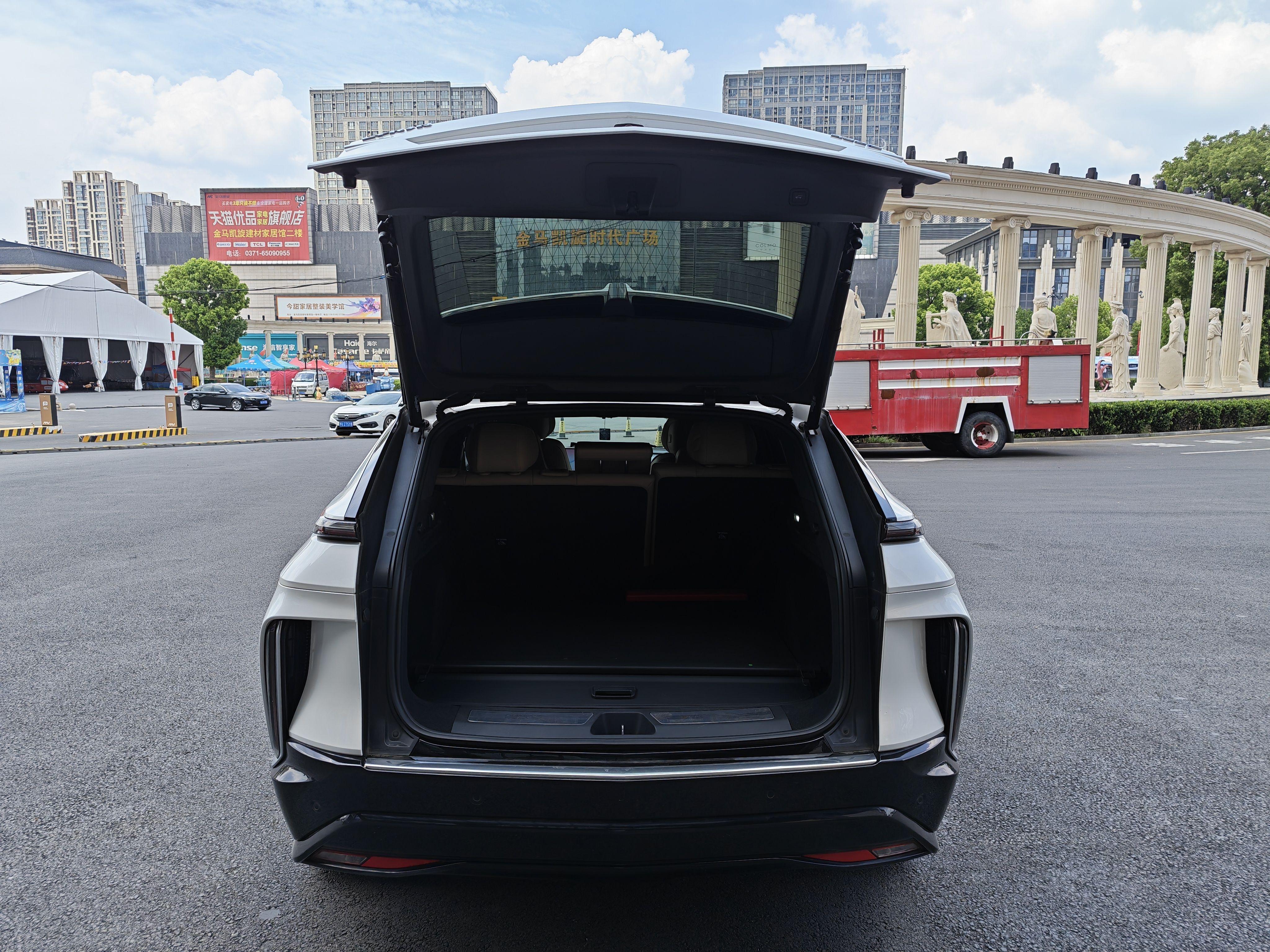 Cadillac IQ 2022 thumb 7