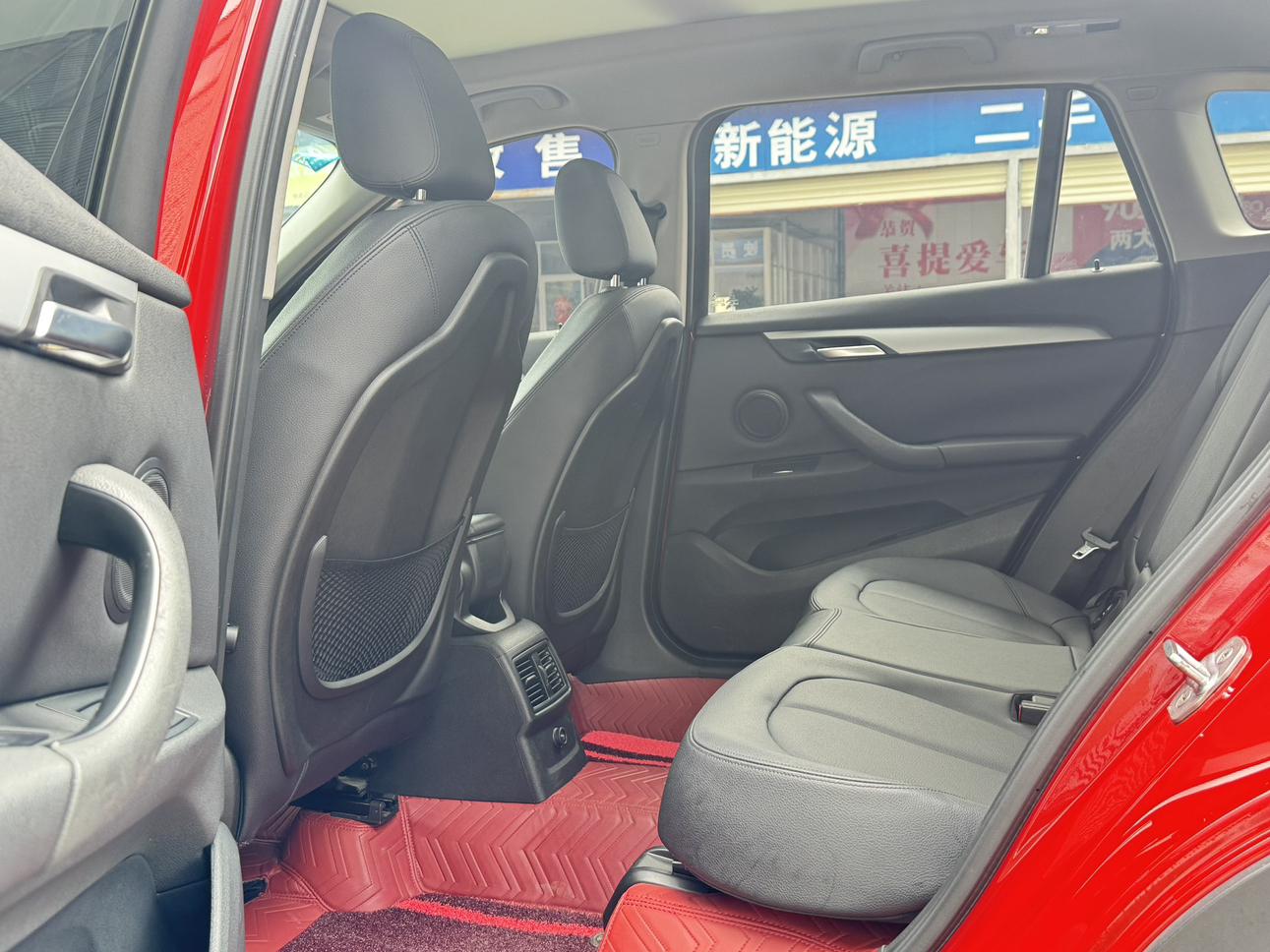 BMW X1 2016 thumb 8