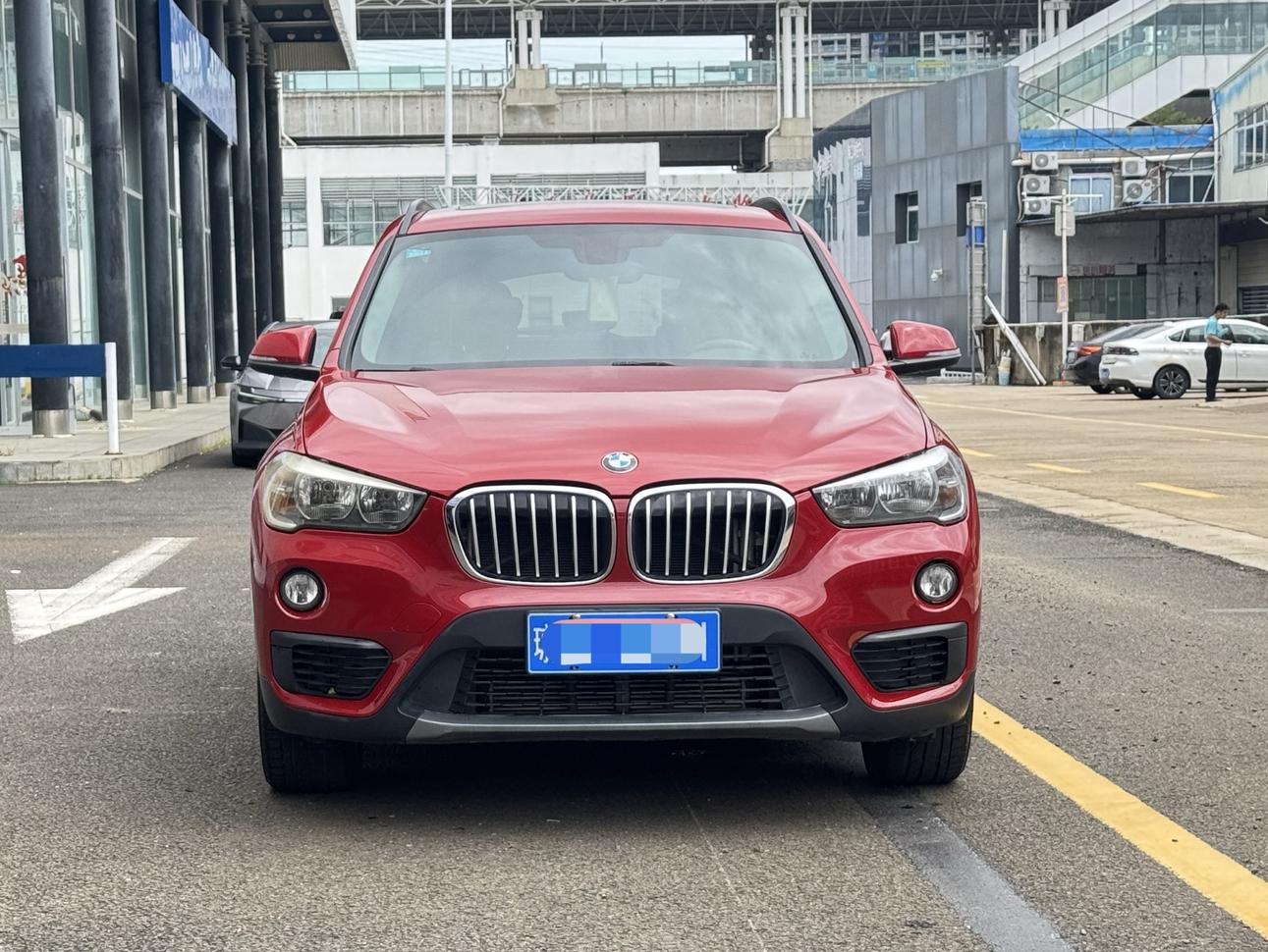 BMW X1 2016 thumb 10