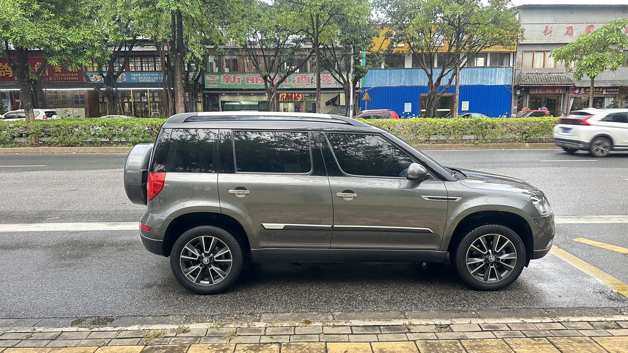 Skoda Yeti 2016 thumb 5