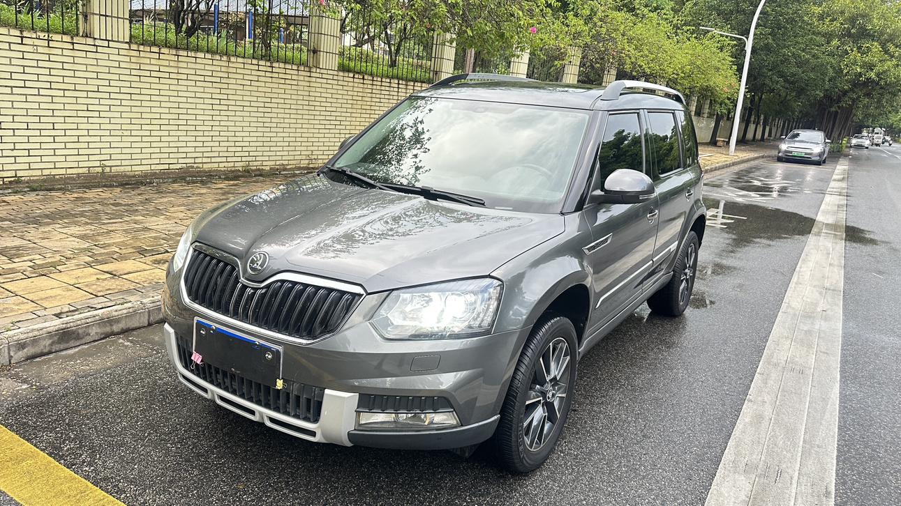 Skoda Yeti 2016 thumb 12