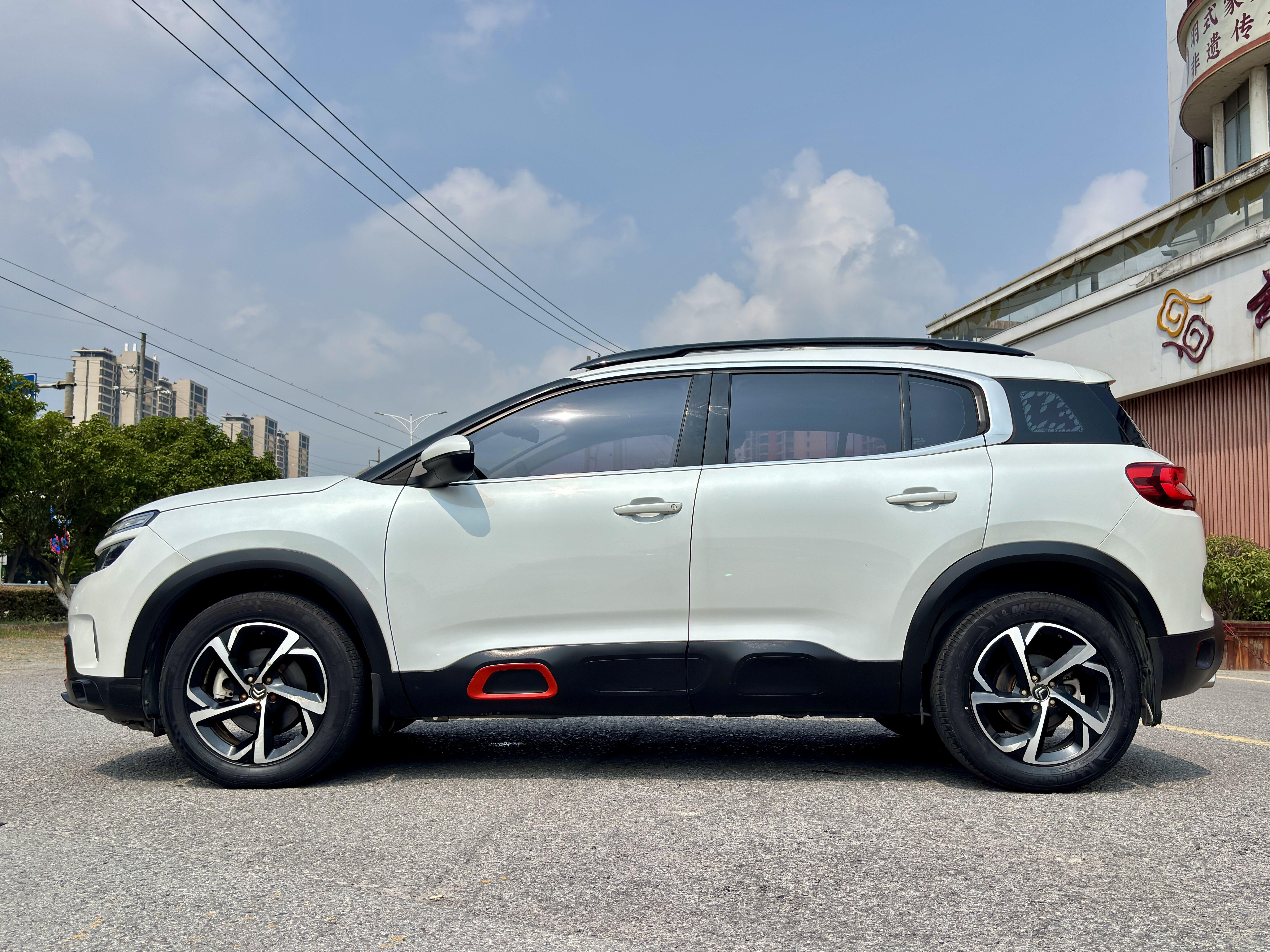 Citroen C5 Aircross 2018 thumb 2