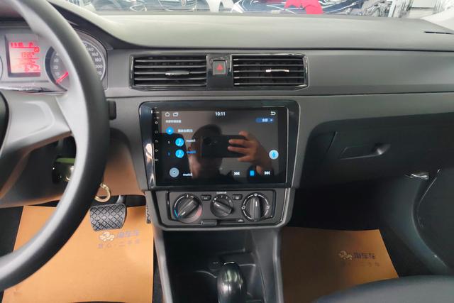 Volkswagen Santana 2021 thumb 7