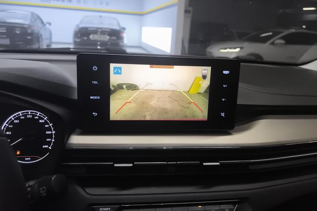 Geely Vision X3 2021 thumb 5