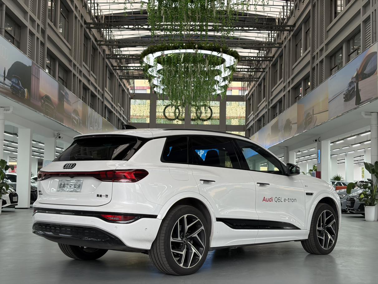 Audi Q6L e-tron 2026 thumb 3
