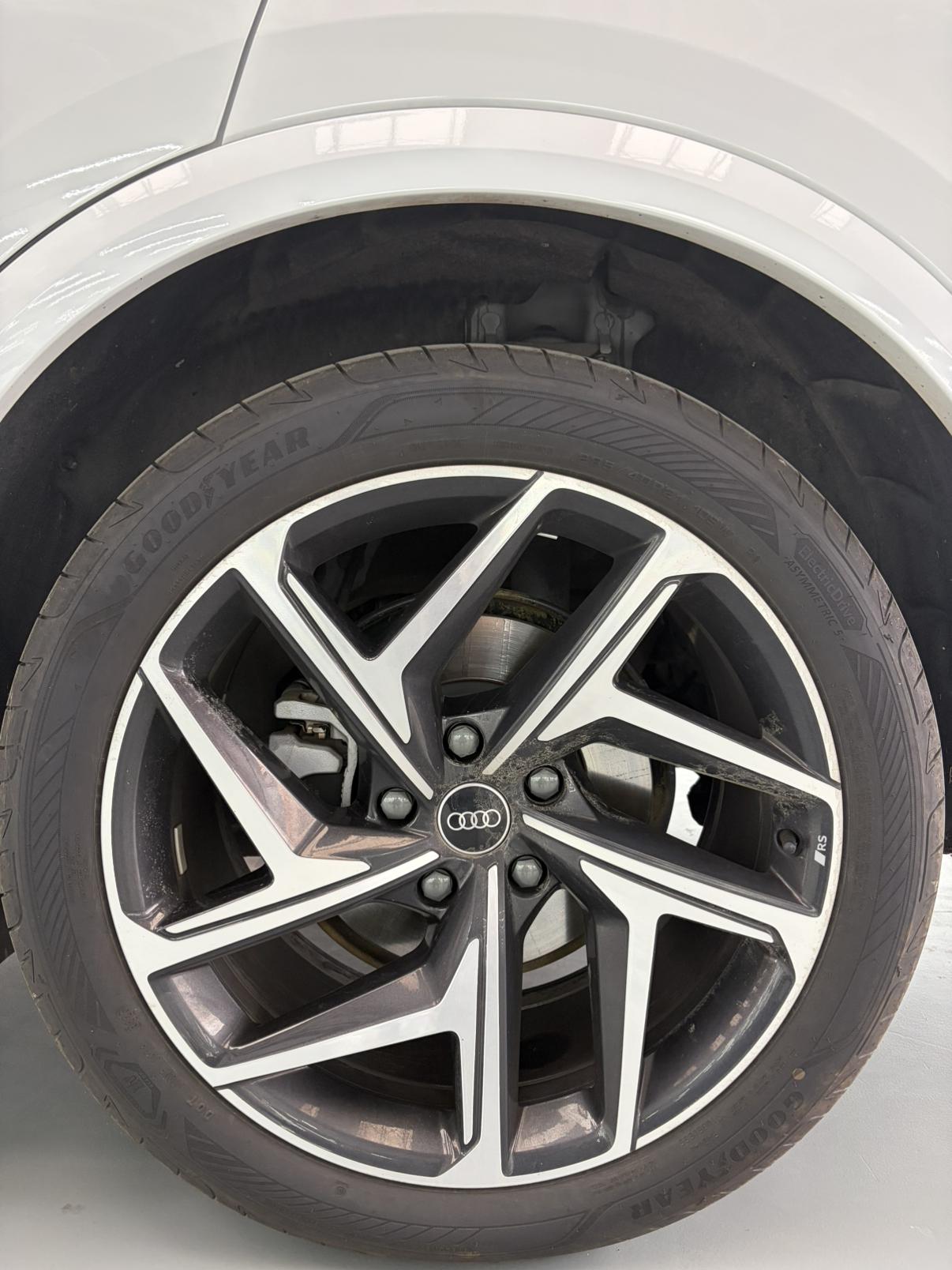 Audi Q6L e-tron 2026 thumb 9