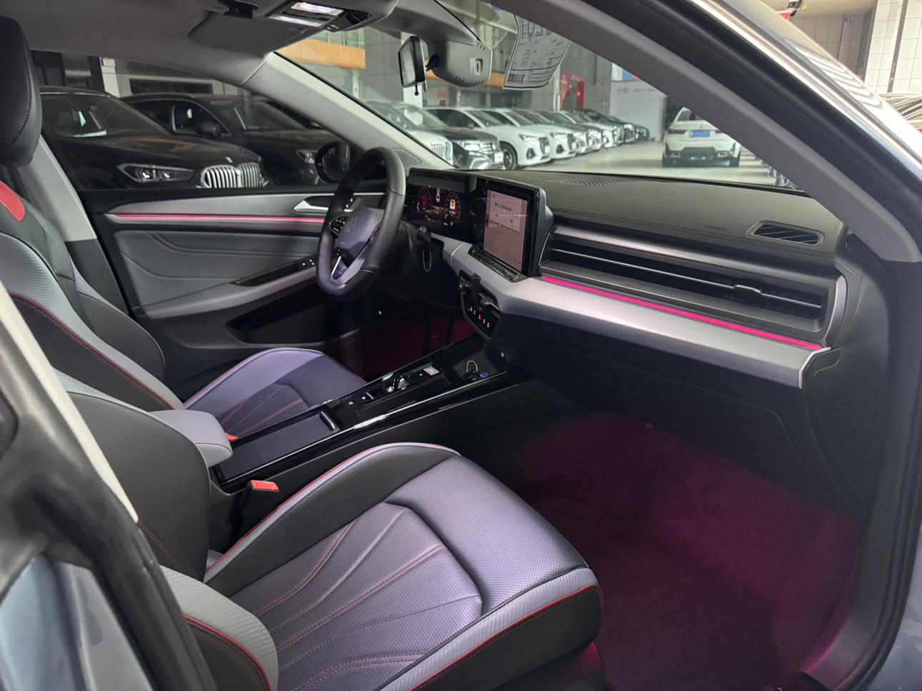 Volkswagen Lamando 2022 thumb 7