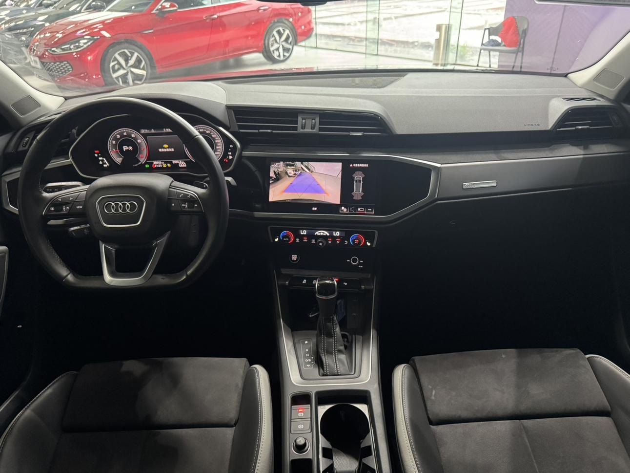 Audi Q3 2023 thumb 7