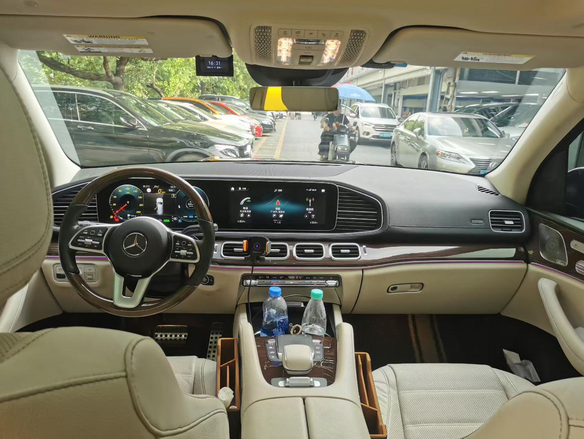 Mercedes-Benz GLS 2023 thumb 3
