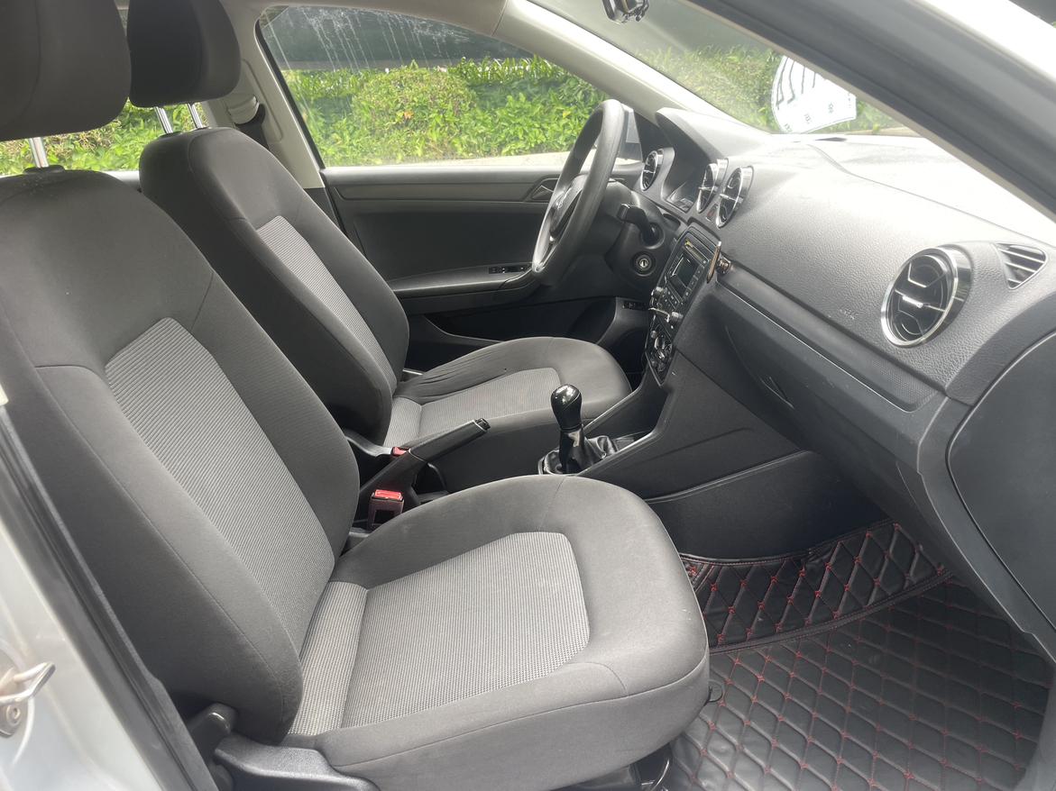 Volkswagen Jetta 2017 thumb 10