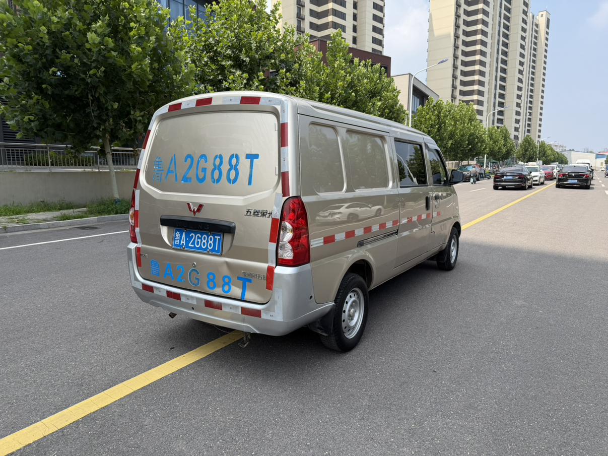 Wuling Rong Guang 2019 thumb 4