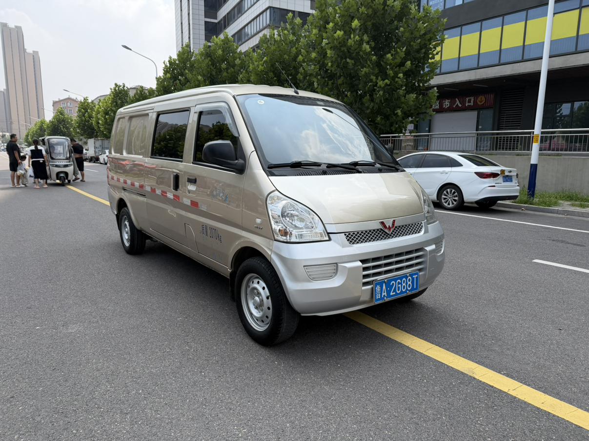 Wuling Rong Guang 2019 thumb 11