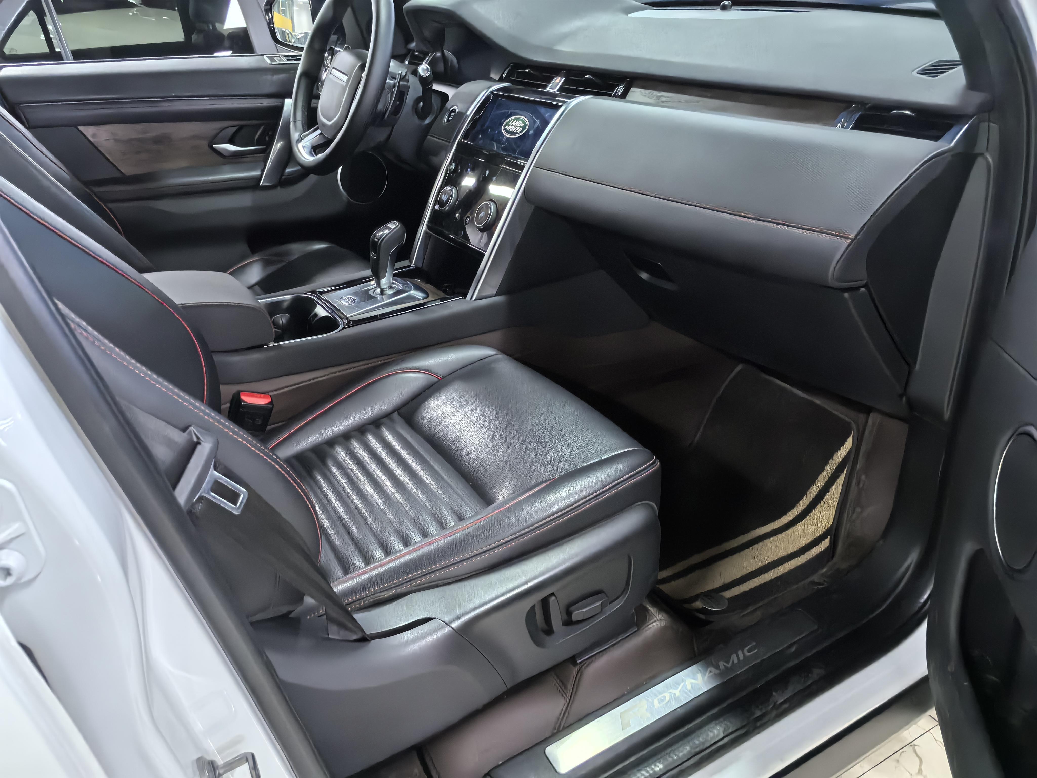 Land Rover Discovery Sport 2020 thumb 6
