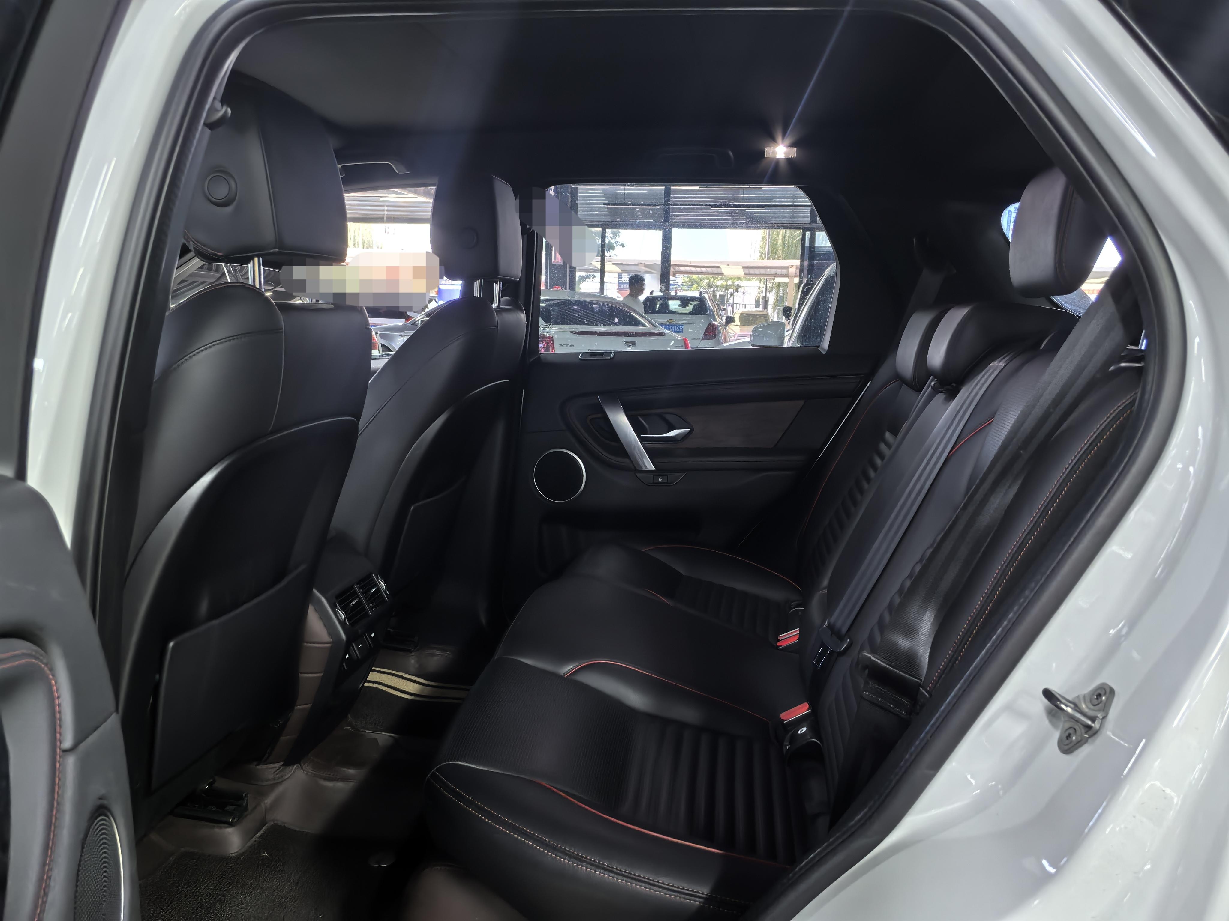 Land Rover Discovery Sport 2020 thumb 10
