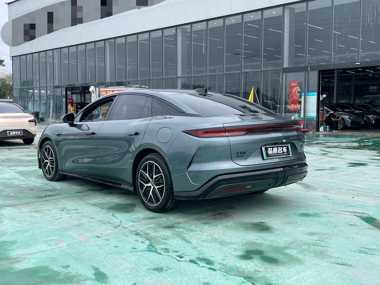 BYD Han L DM 2025 thumb 2