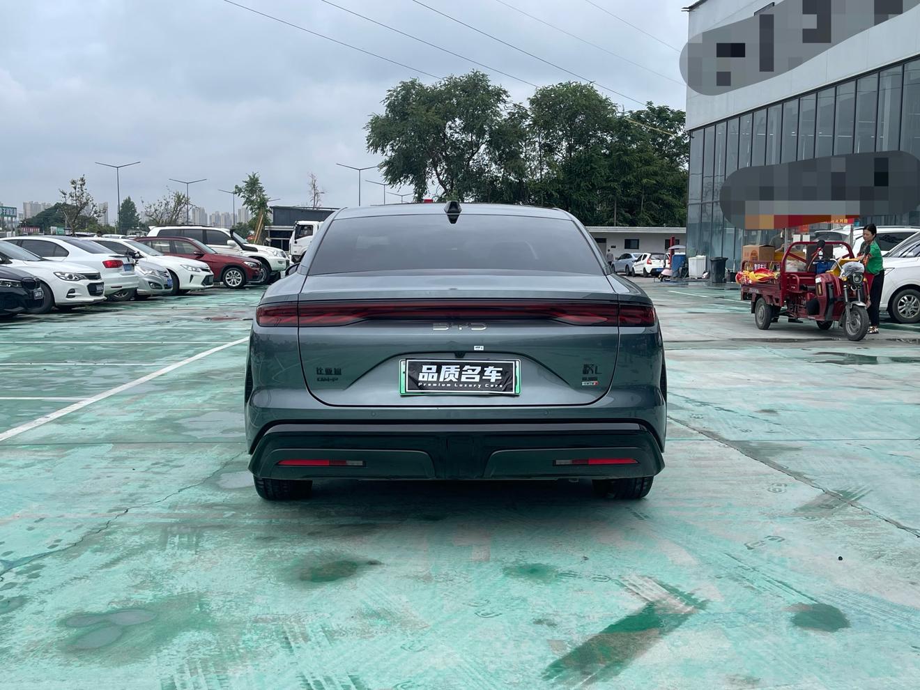 BYD Han L DM 2025 thumb 3