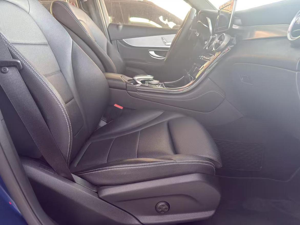 Mercedes-Benz GLC 2016 thumb 9