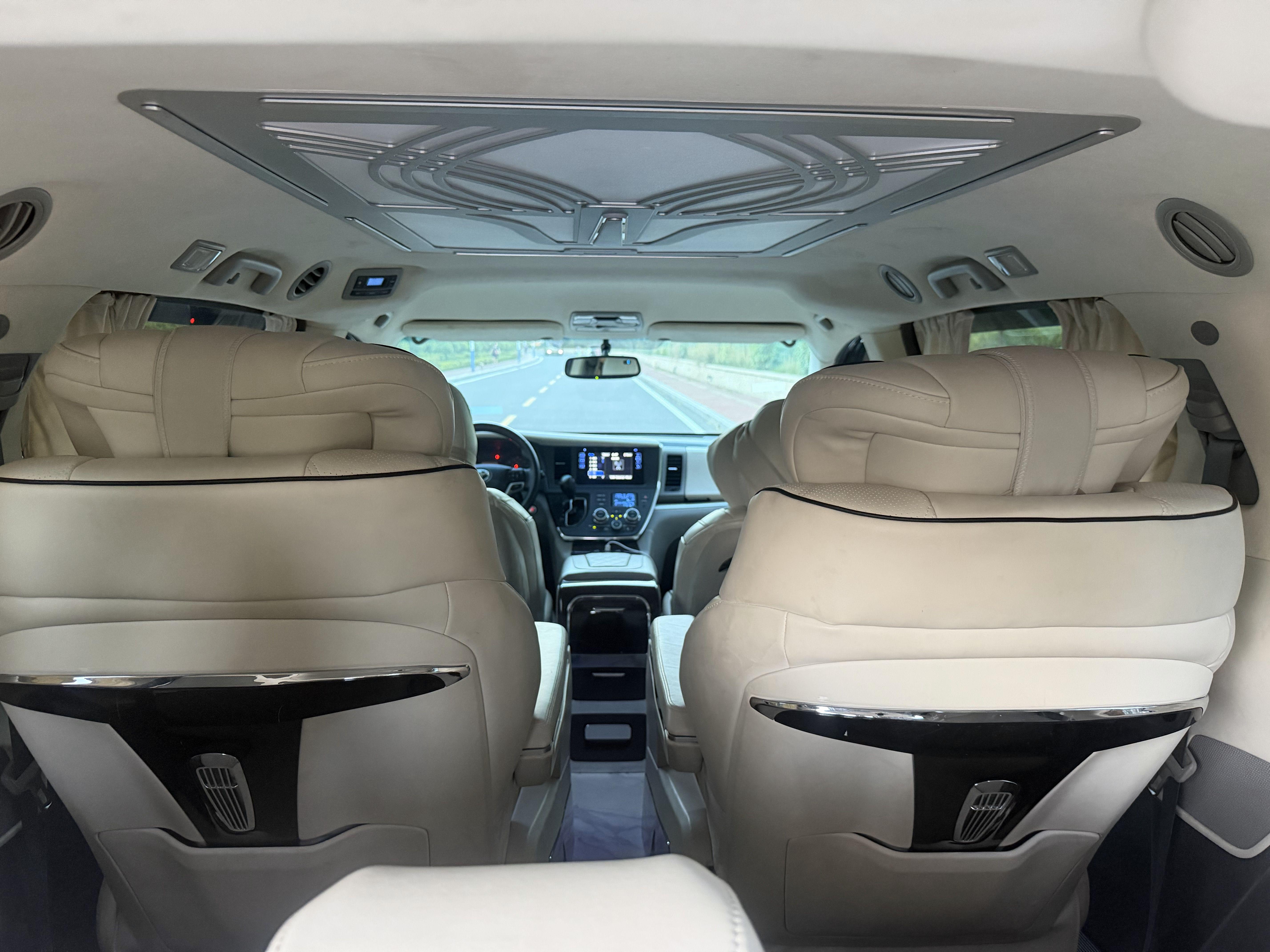 Toyota Sienna 2017 thumb 12