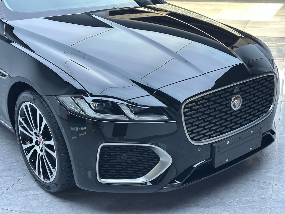 Jaguar XFL 2025 thumb 6