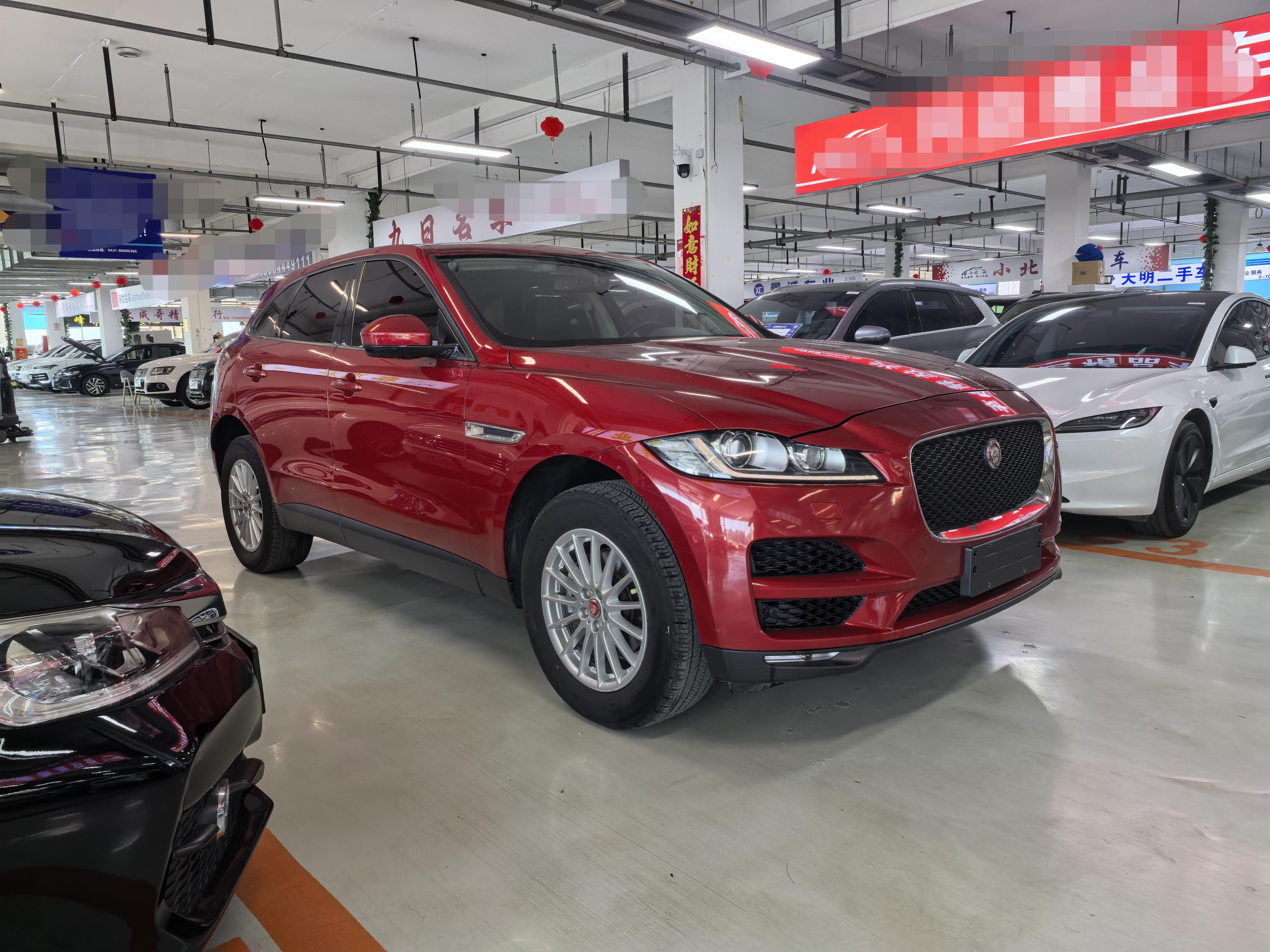 Jaguar F-Pace 2018 thumb 10