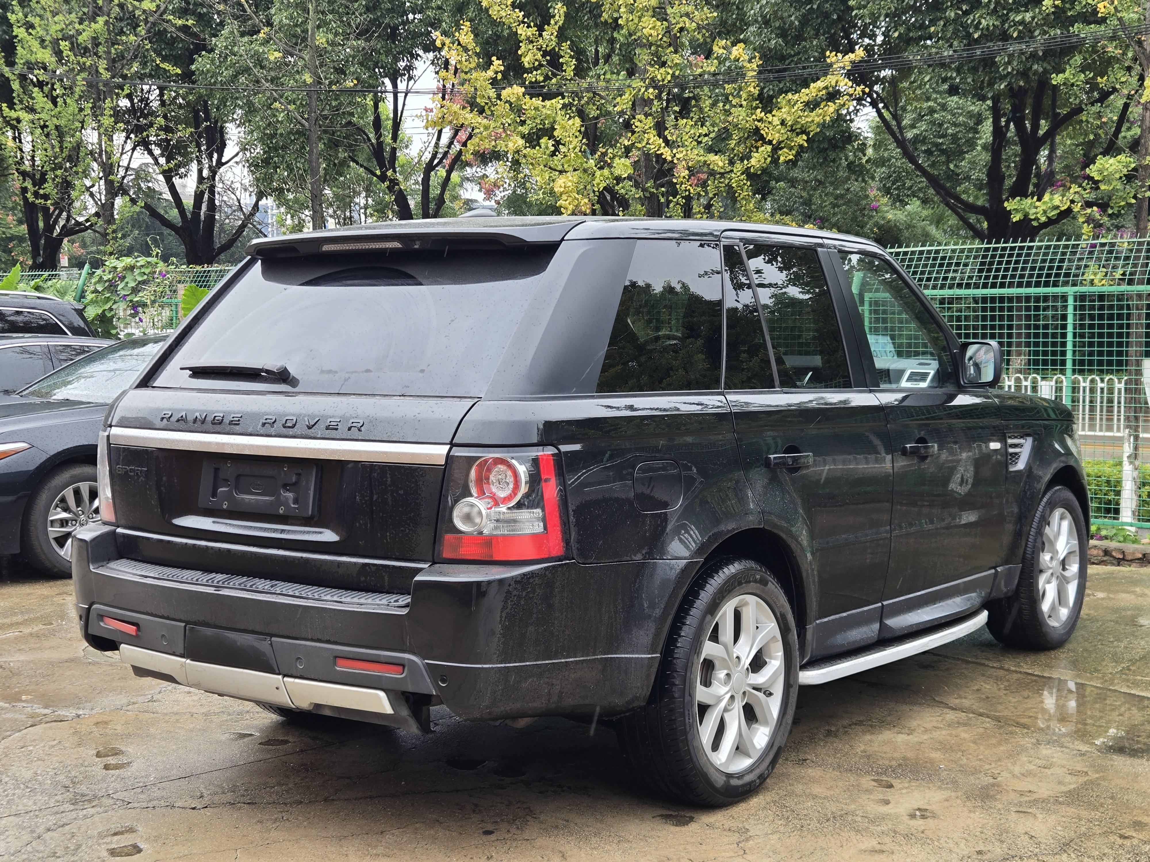 Land Rover Range Rover Sport 2013 thumb 4