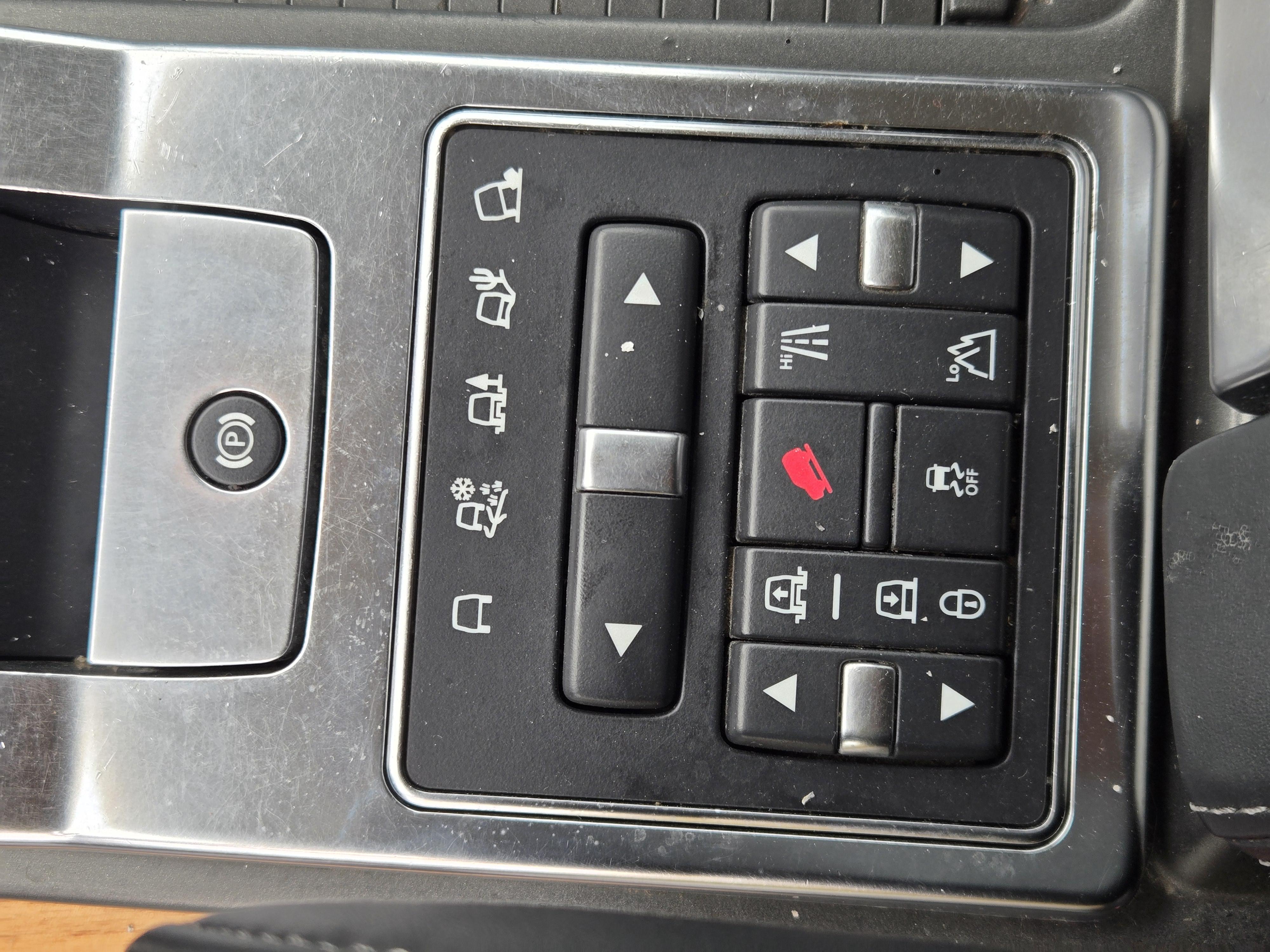 Land Rover Range Rover Sport 2013 thumb 5