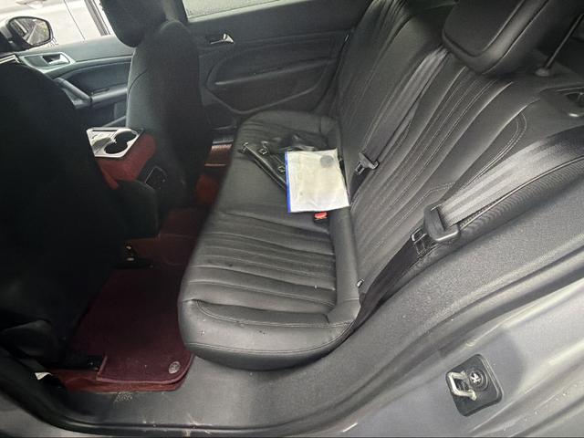 Peugeot 408 2022 thumb 10