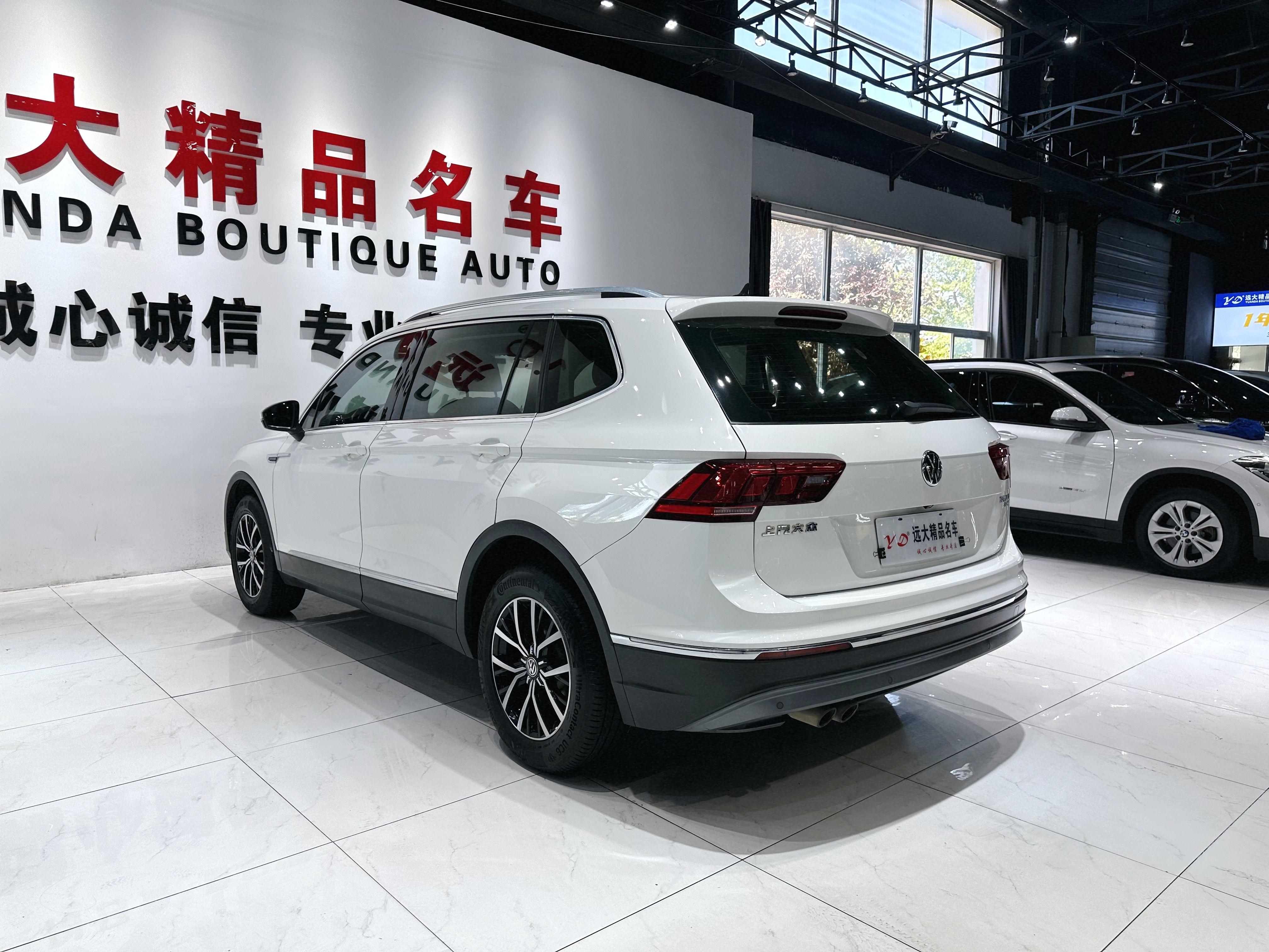 Volkswagen Tiguan 2017 thumb 2