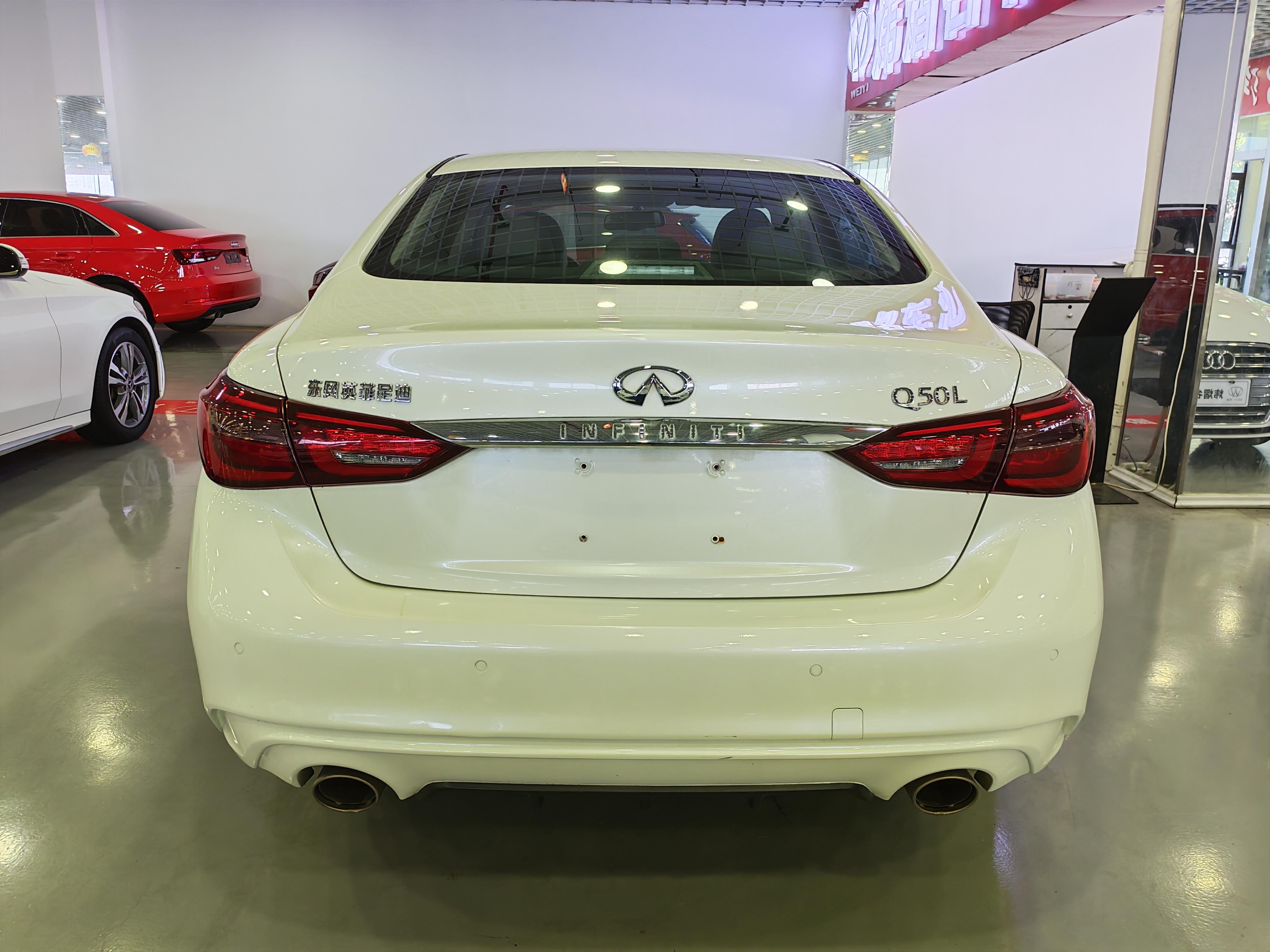 Infiniti Q50L 2018 thumb 2