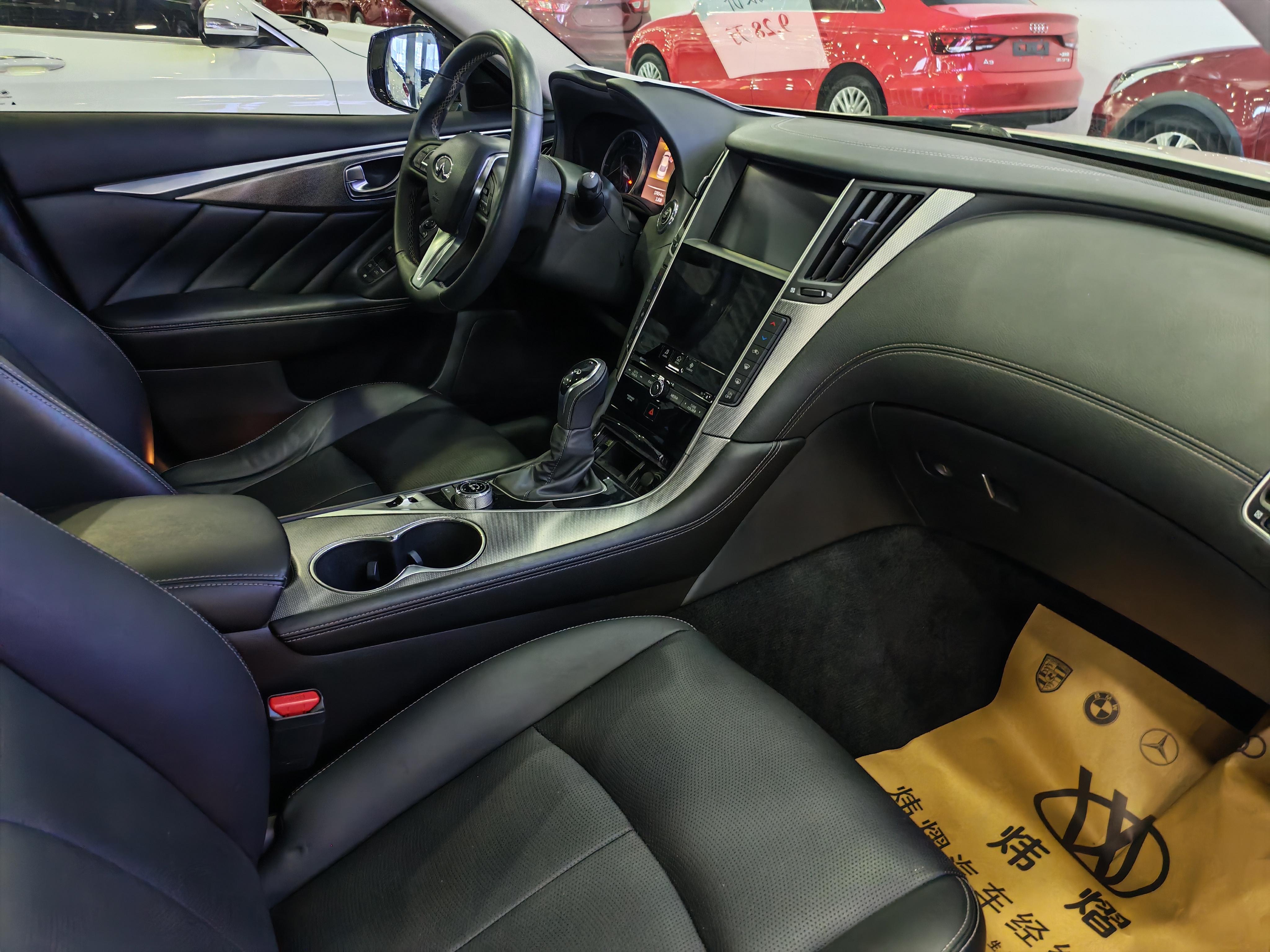 Infiniti Q50L 2018 thumb 3